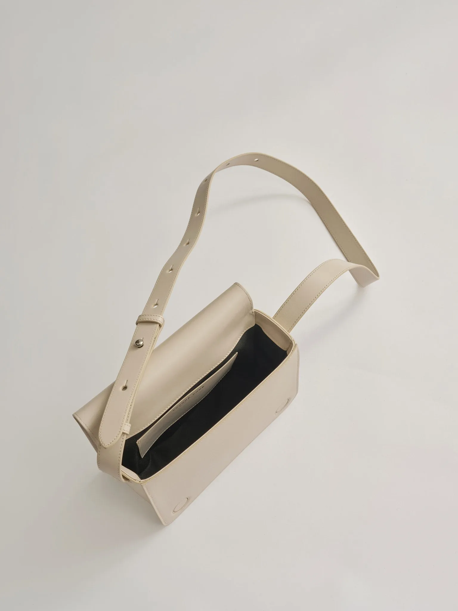 ANNIKA BAG - CEMENT VITELLO