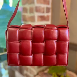 BOTTEGA VENETA The Cassette Padded Burgundy Leather Crossbody Bag