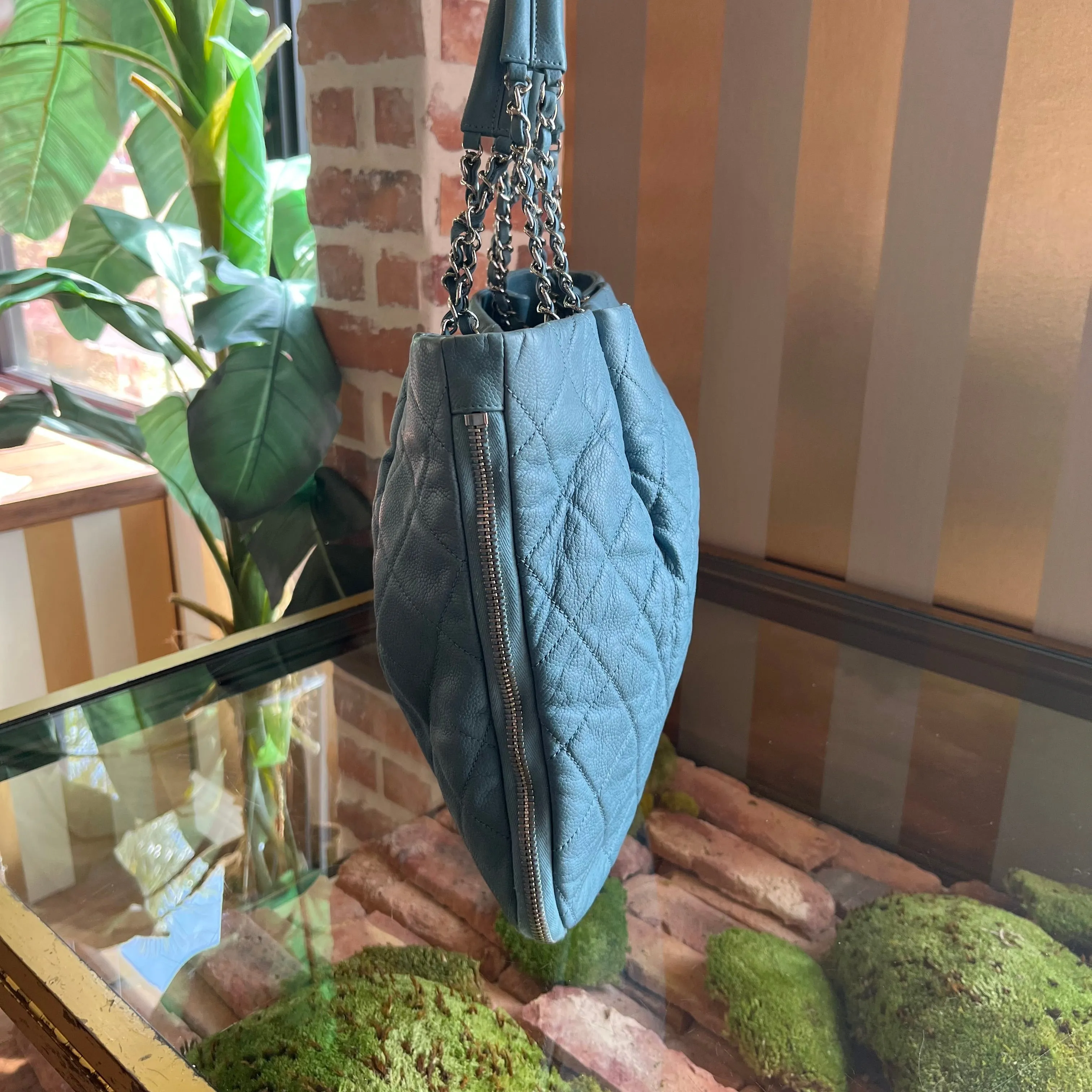 CHANEL Blue Caviar Quilted Expandable Zip Shoulder Bag