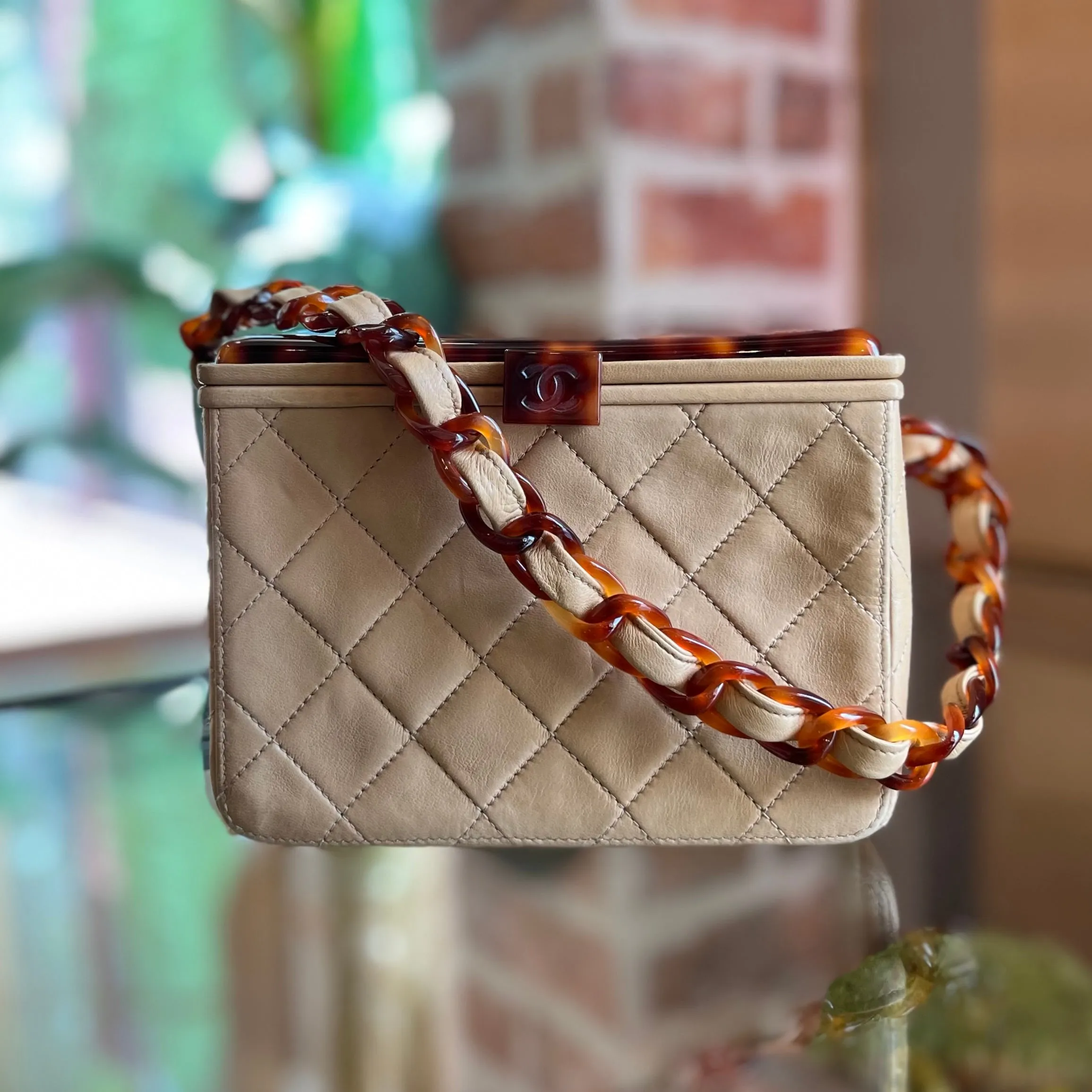 CHANEL Box Lambskin Tortoise Vintage Handbag