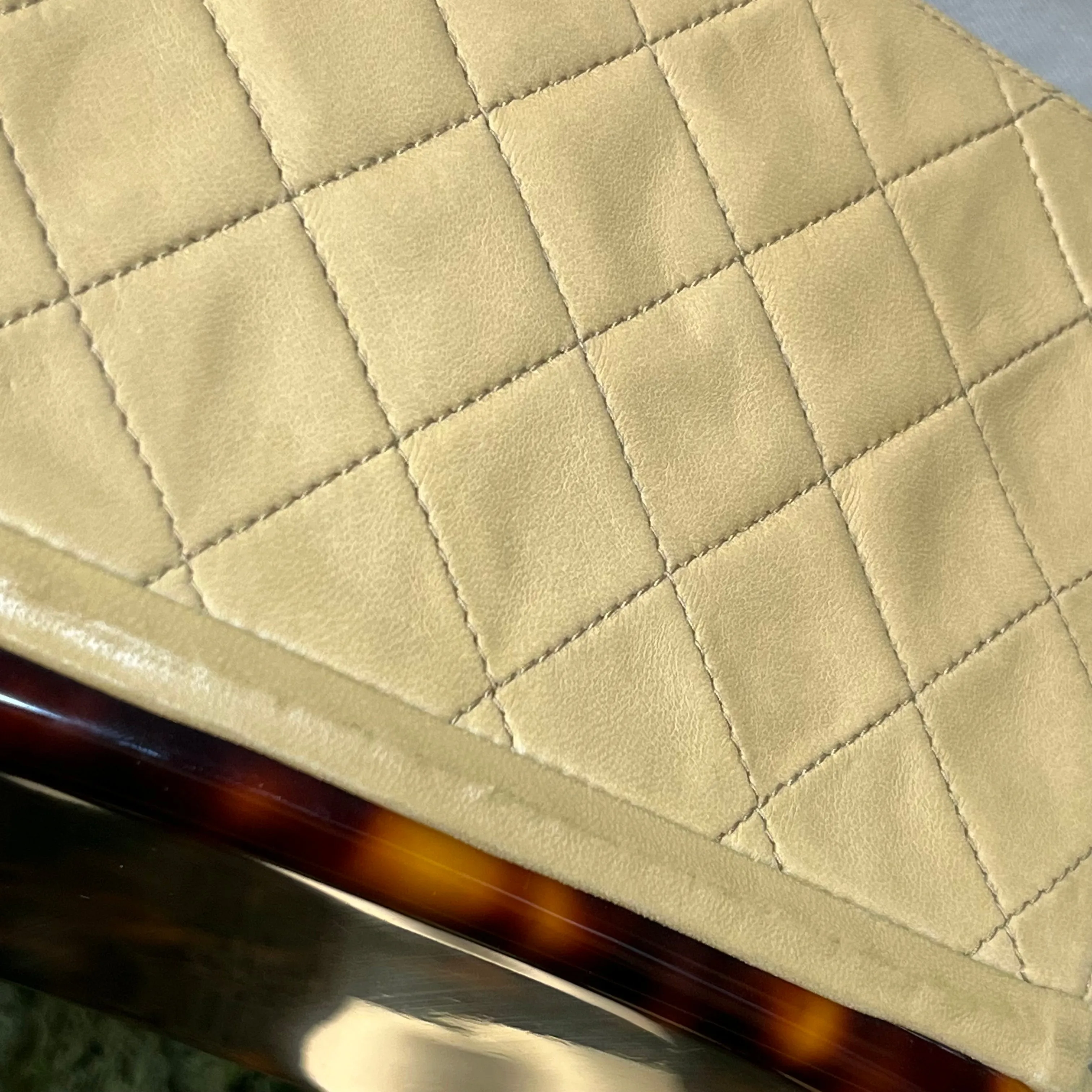 CHANEL Box Lambskin Tortoise Vintage Handbag