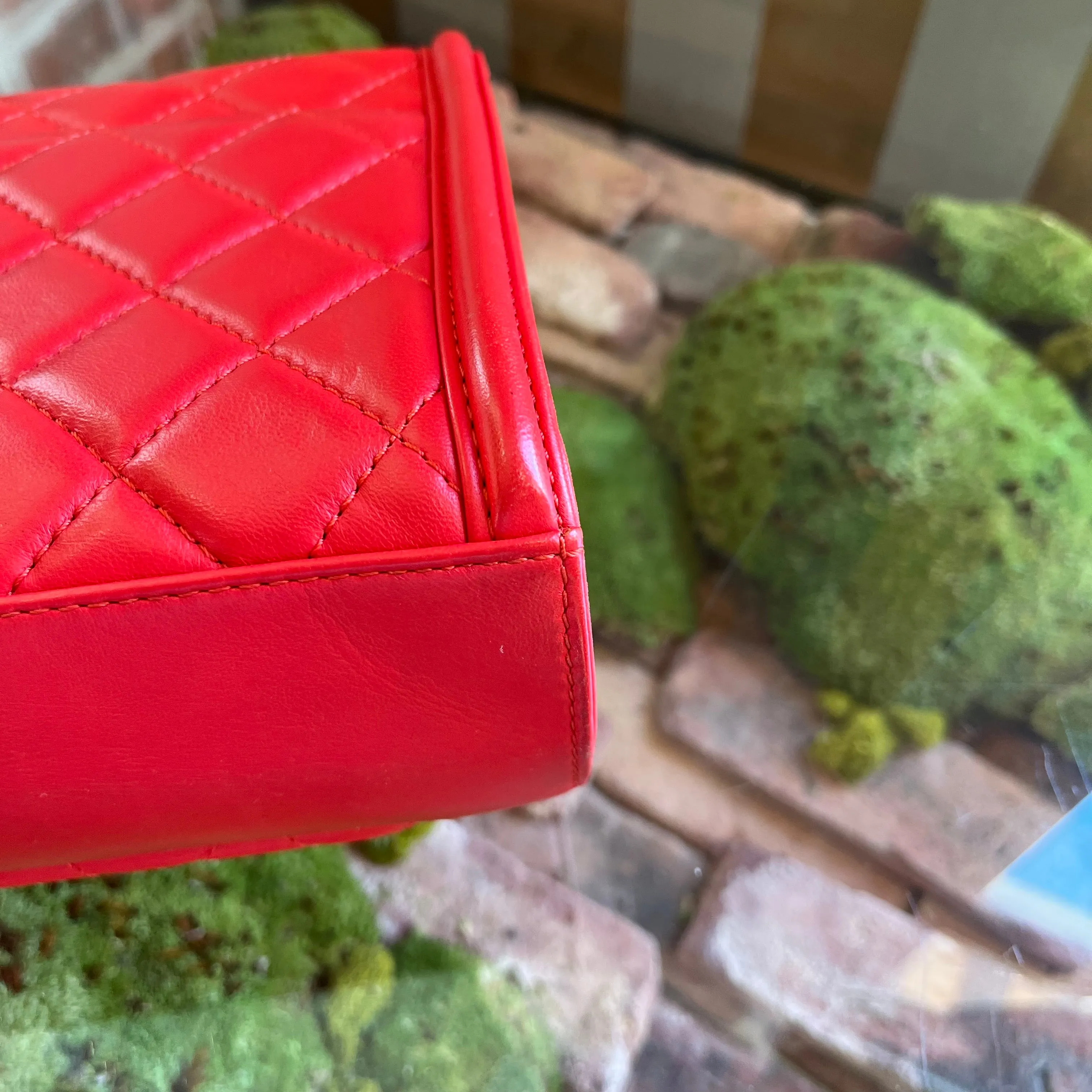 CHANEL Geometric Medium Red Lambskin Quilted Flap Bag