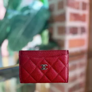 CHANEL Red Caviar Leather Card Case