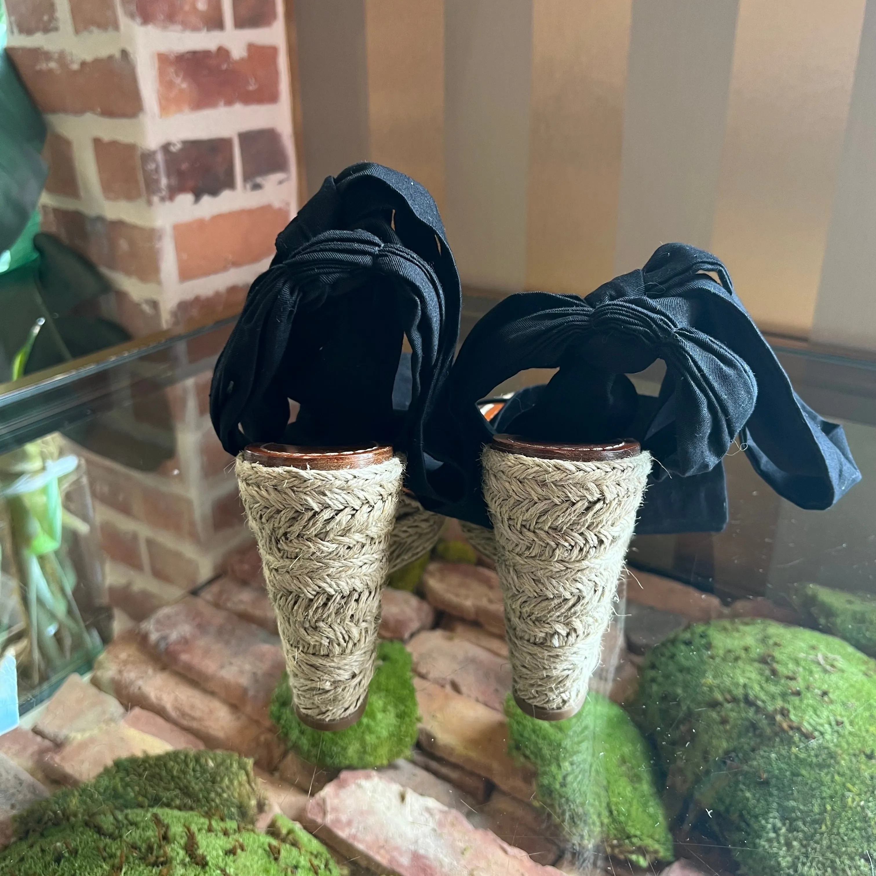 CHRISTIAN LOUBOUTIN Black Tie Espadrille Wedges SZ 40