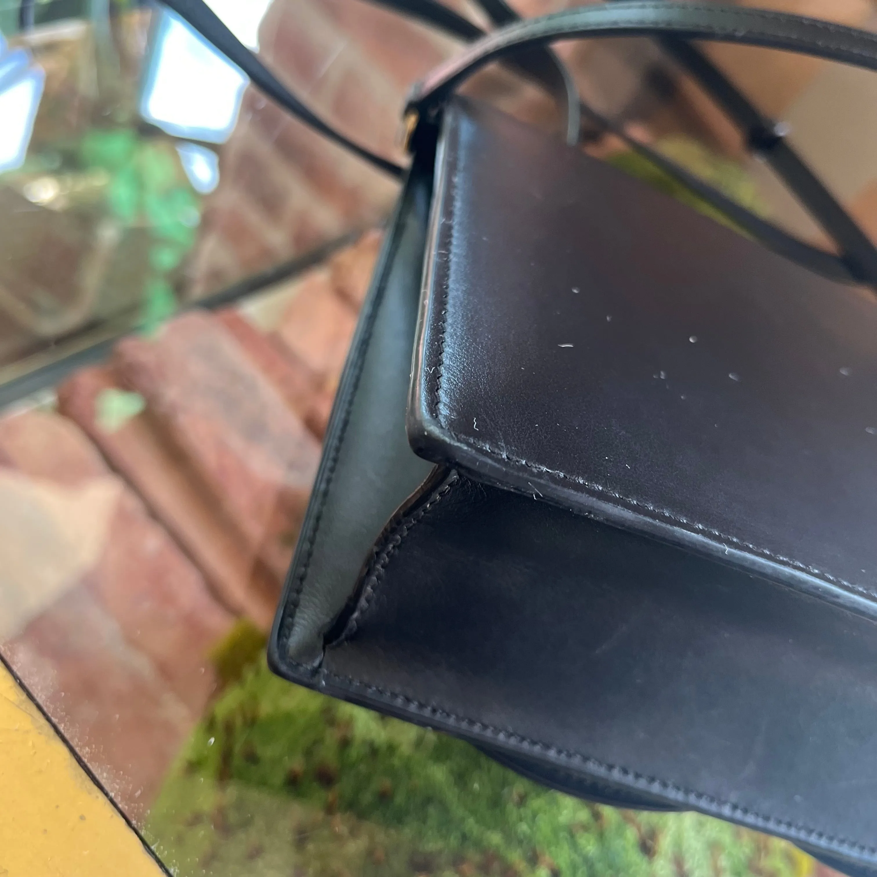 DOLCE AND GABBANA DG Logo Flap Leather Crossbody