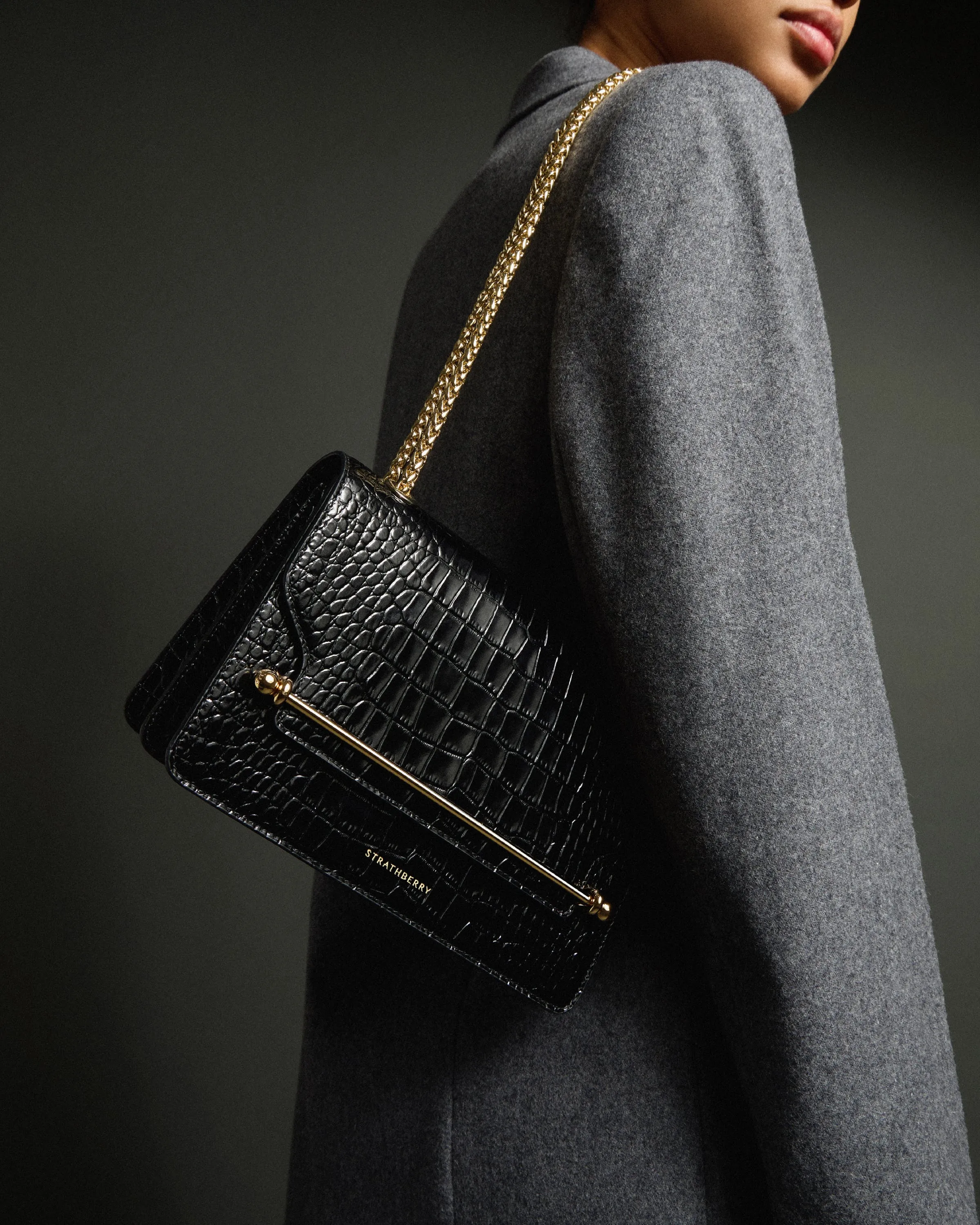 East/West - Croc-Embossed Leather Black