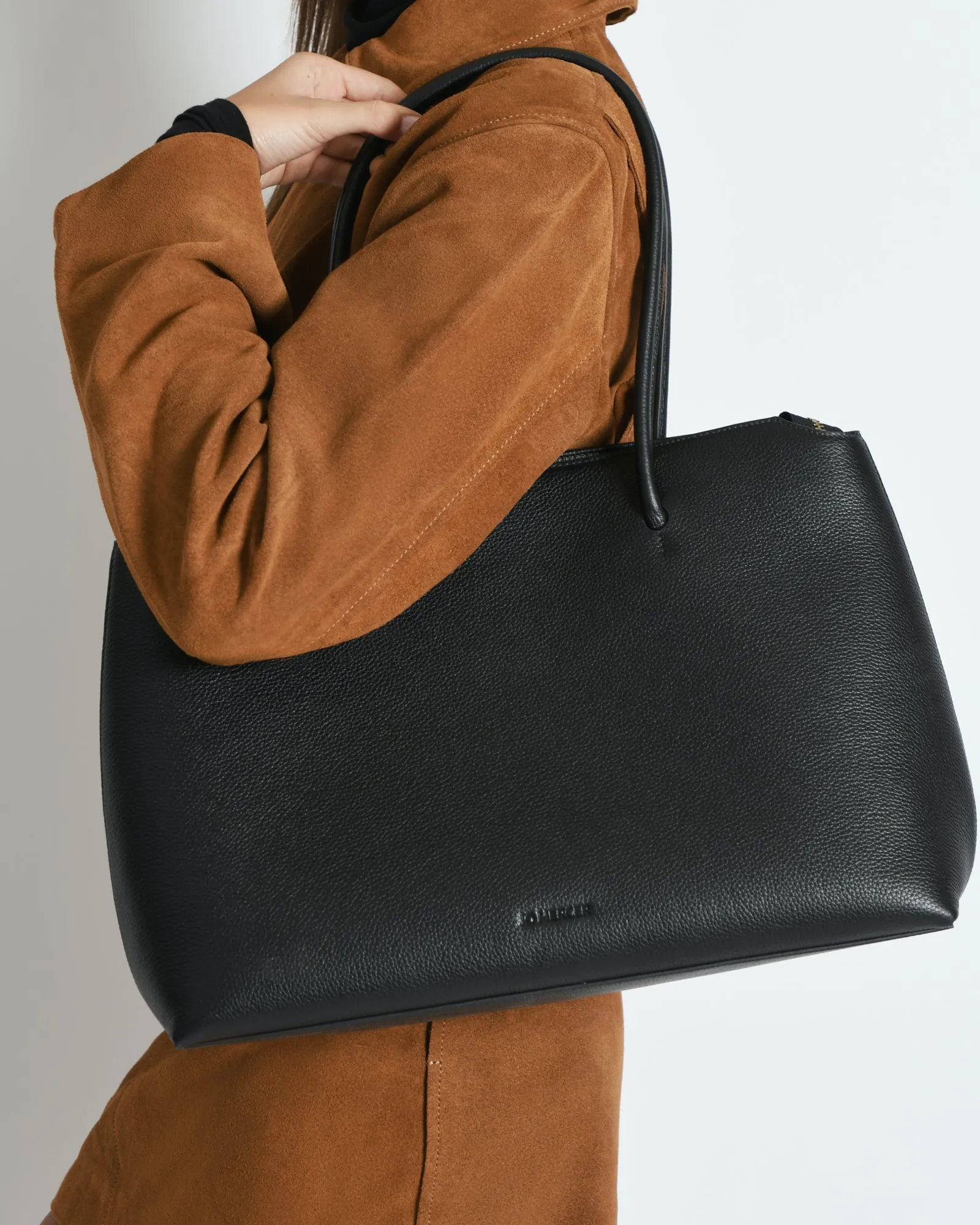 HARVEY TOTE BAG BLACK LEATHER