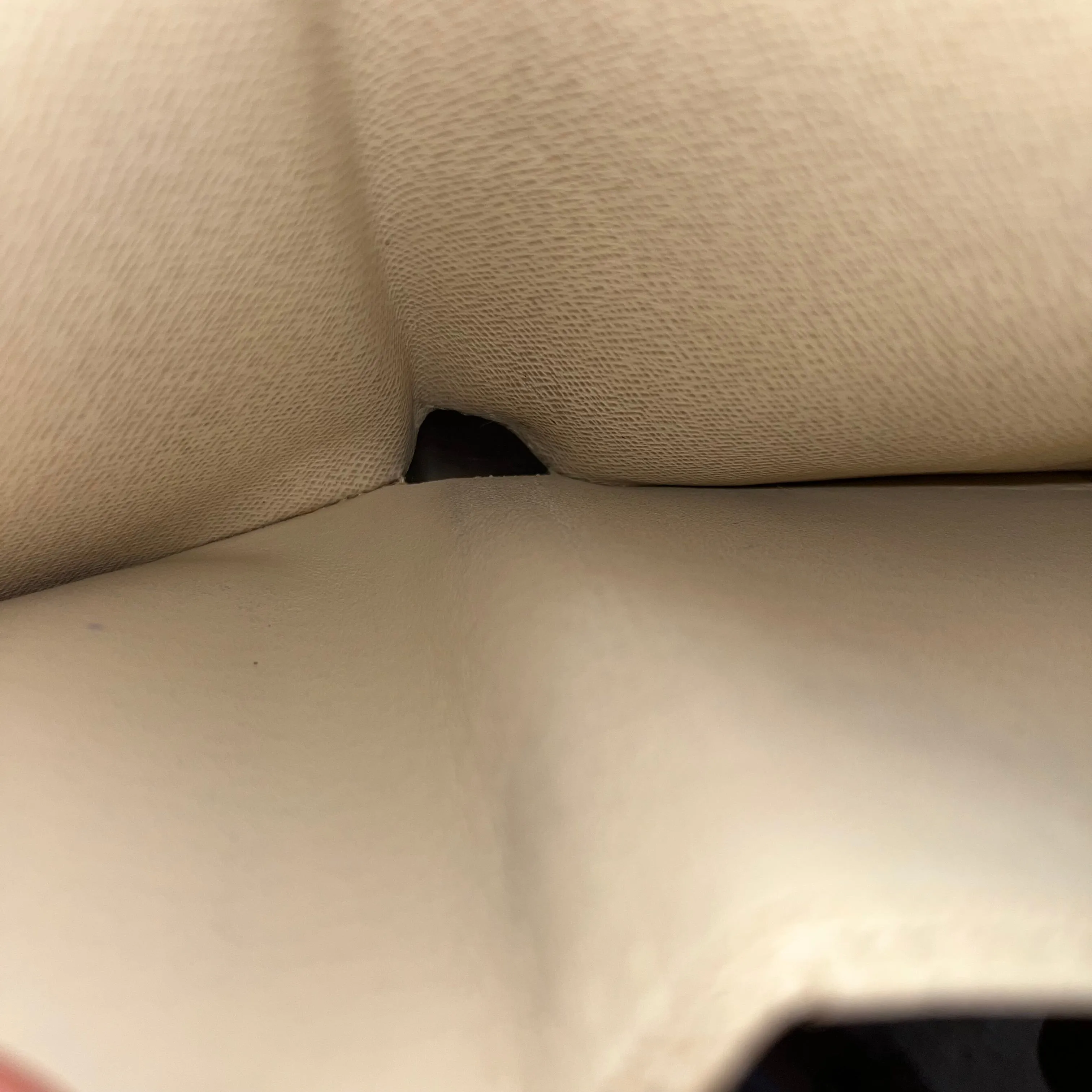 LOUIS VUITTON Joey Portofeuil Damier Azur Wallet