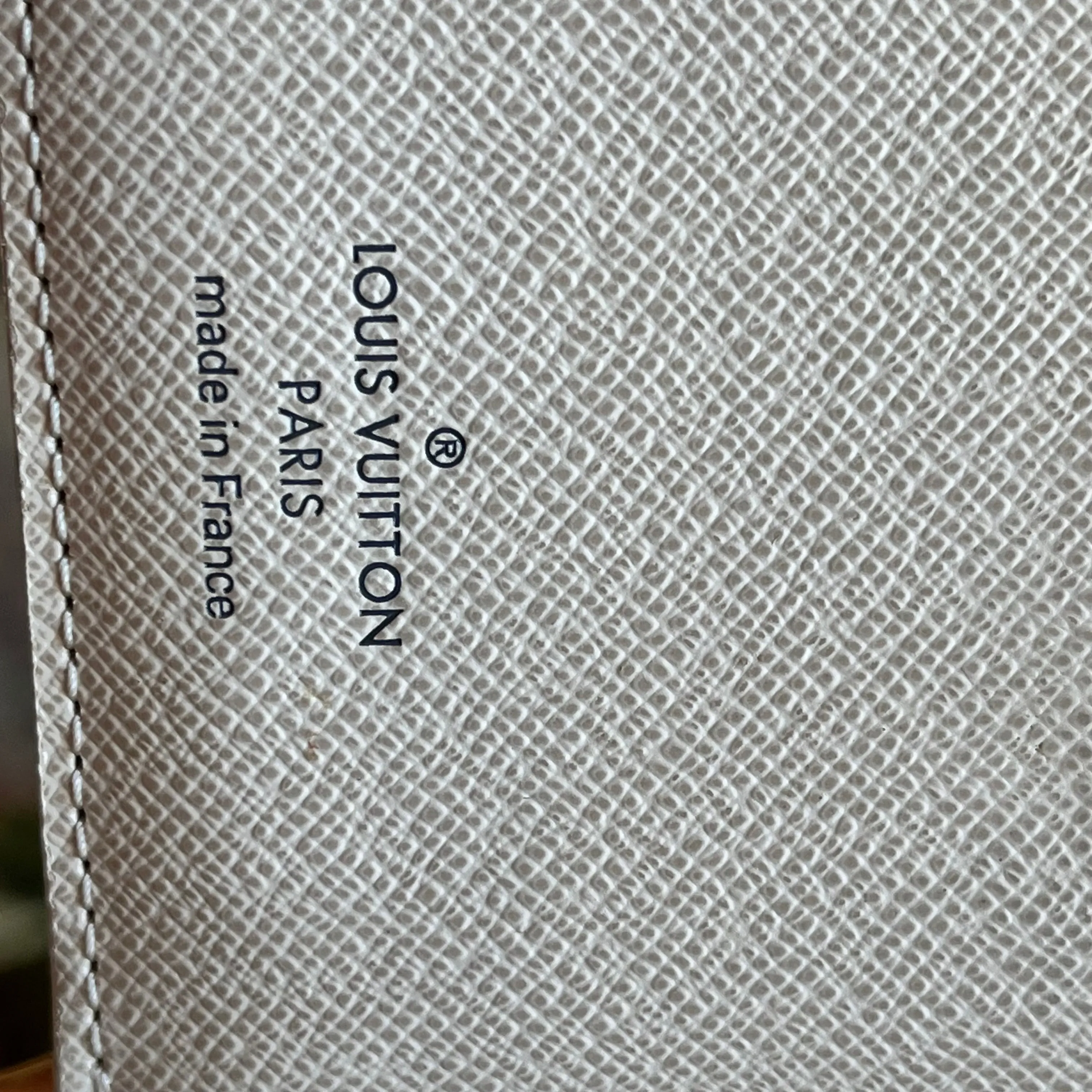 LOUIS VUITTON Joey Portofeuil Damier Azur Wallet