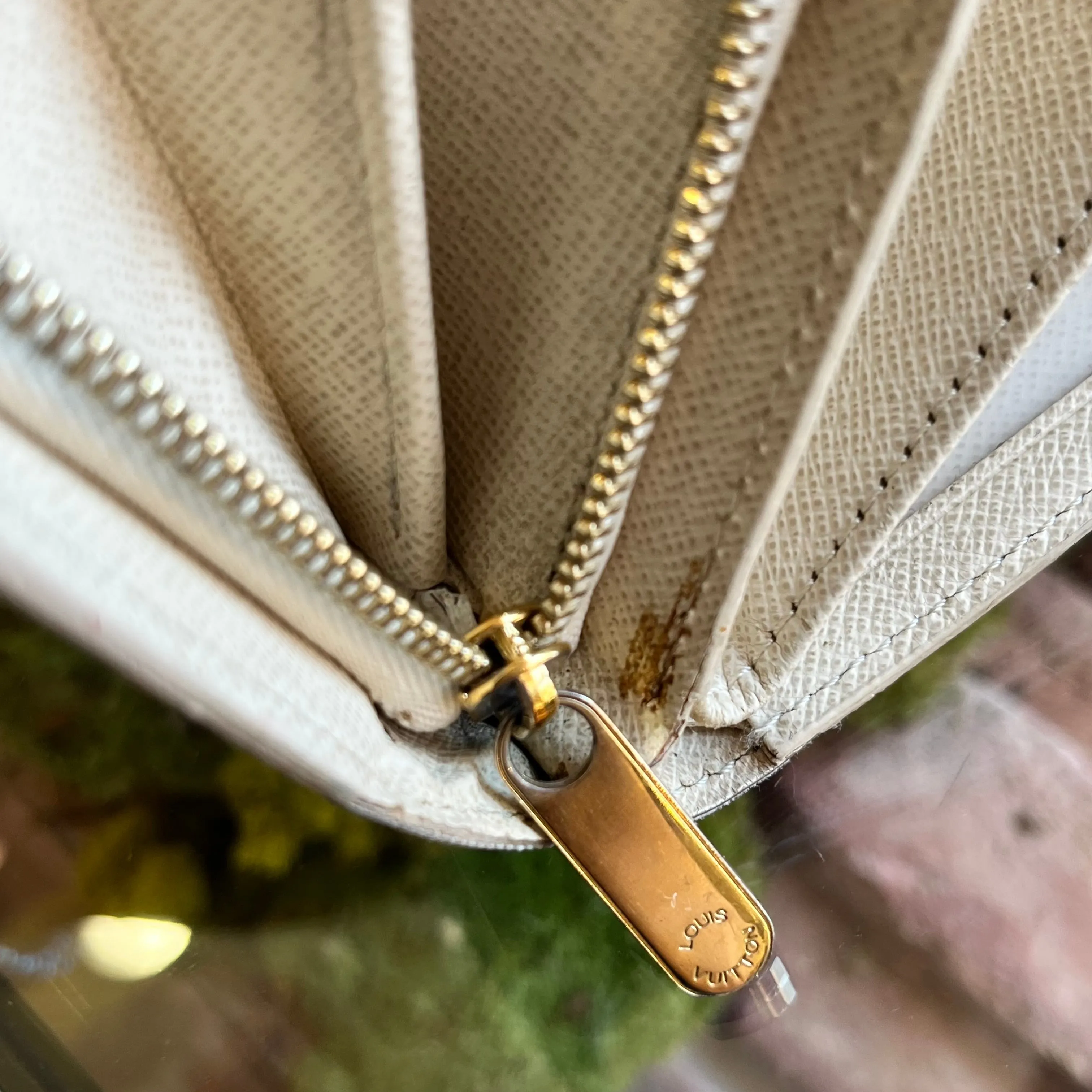 LOUIS VUITTON Joey Portofeuil Damier Azur Wallet