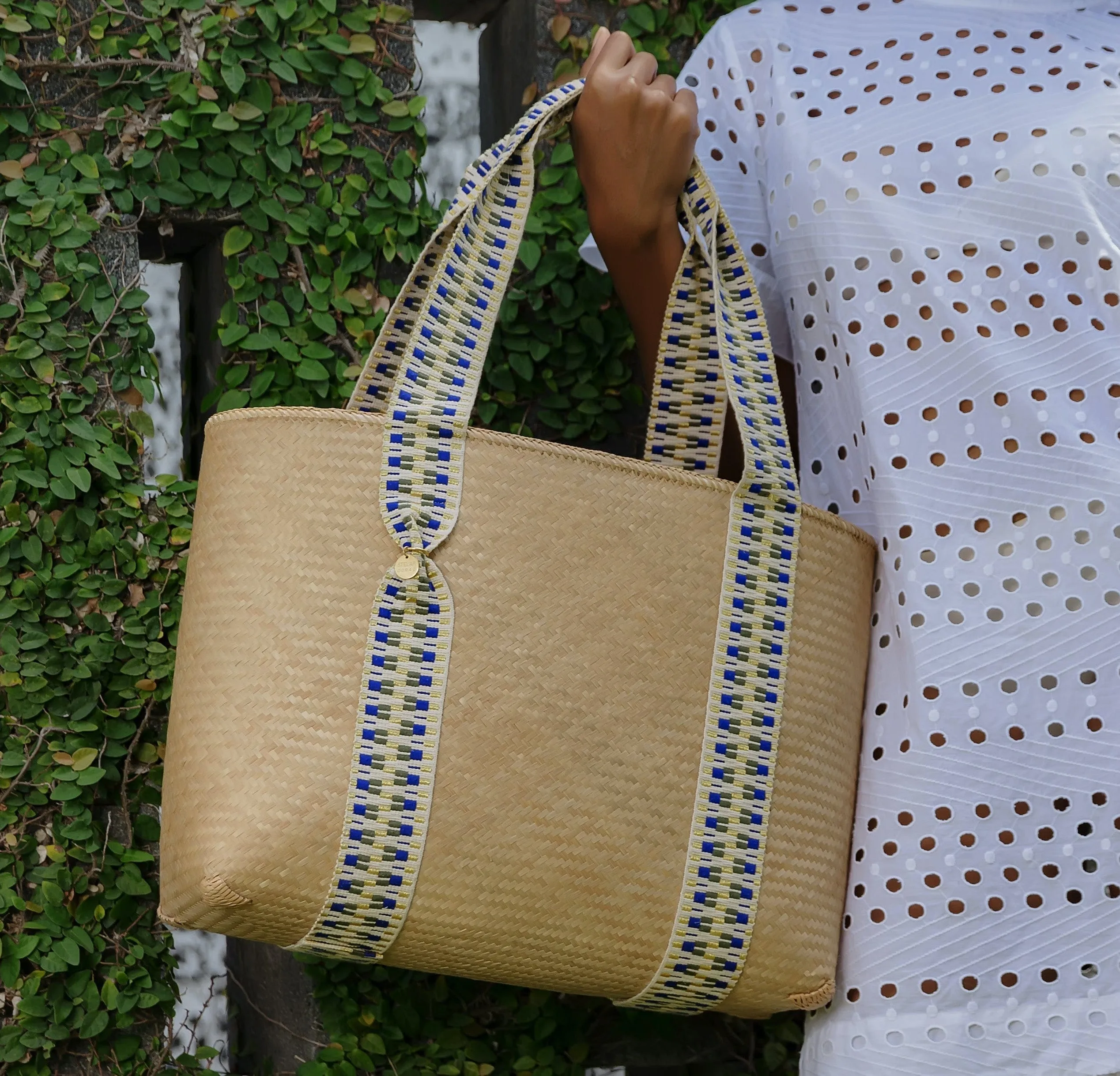 Mentawai Handwoven Bamboo Vegan Medium Tote Bag | Natural & Gold