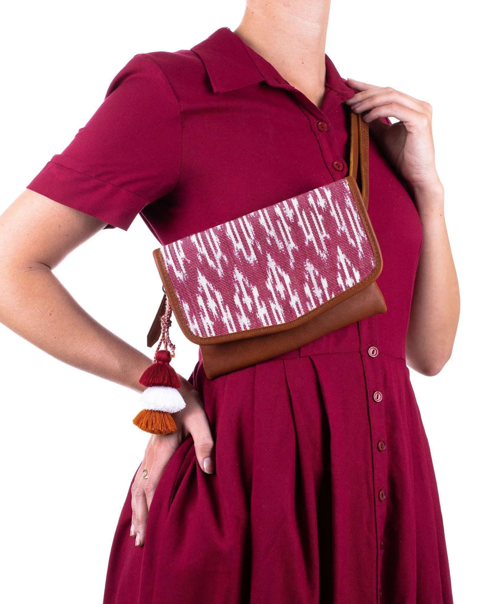 **SAMPLE** CONVERTIBLE BELT BAG - BAYA VINO - CAFE - NO. 24131